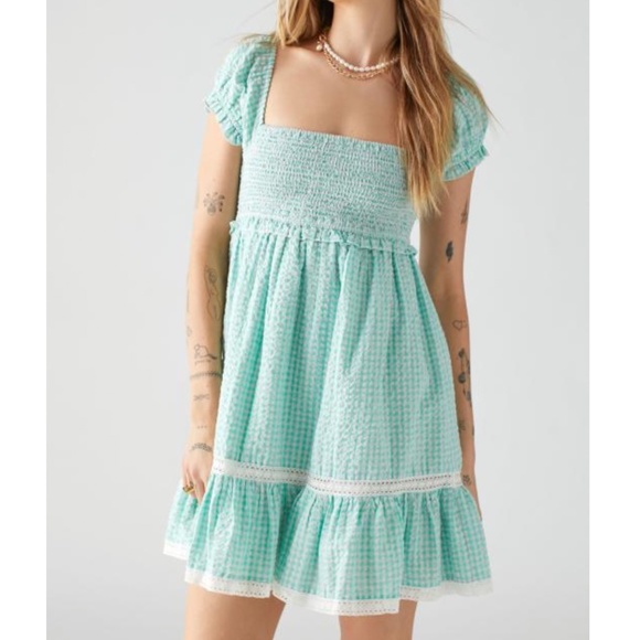 Urban Outfitters Gingham Smocked Dress - Picture 3 of 4